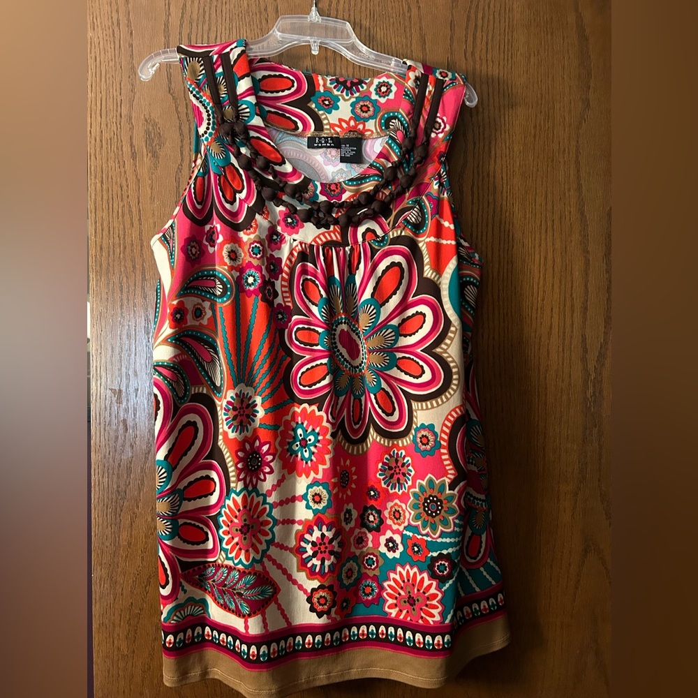 Colorful Comfortable Tank Top RQT Woman Size 1X